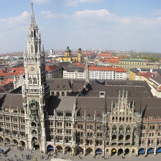 Panoramica del Neue Rathaus